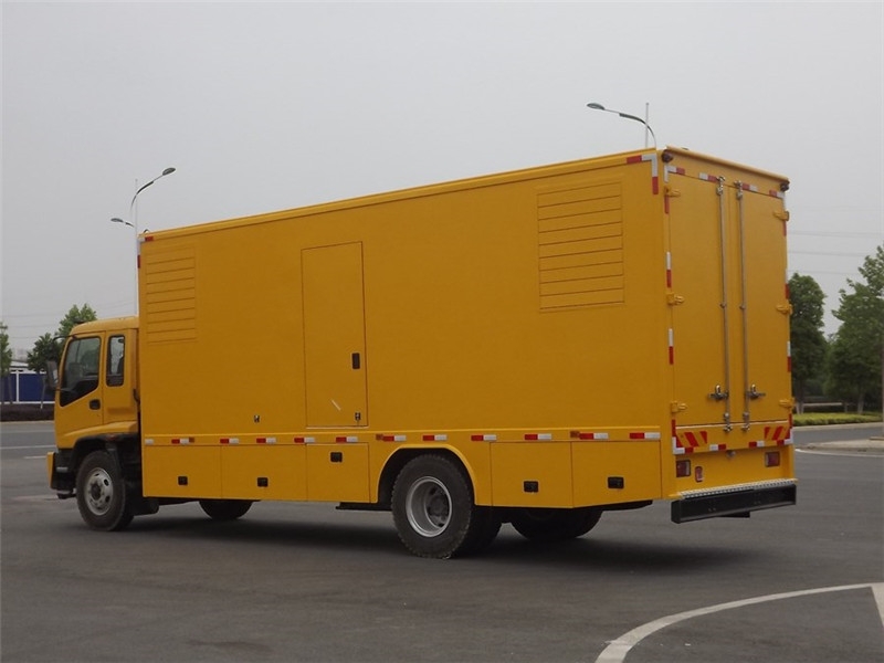 泰兴发电车出租- 柴油发电机油箱怎么清洗