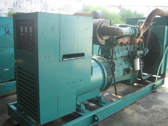 泰兴租赁发电机- 发电机碳刷磨损的原因是什么