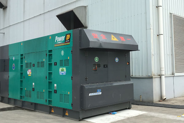 泰兴燃油滤清器的更换流程是怎样的？