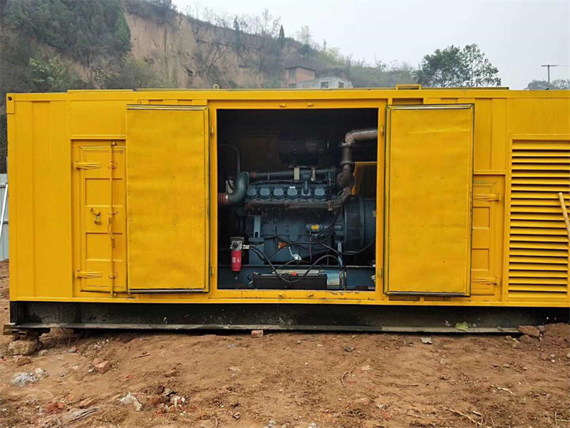 泰兴发电机租赁冷却液的沸点降低到多少时需要更换