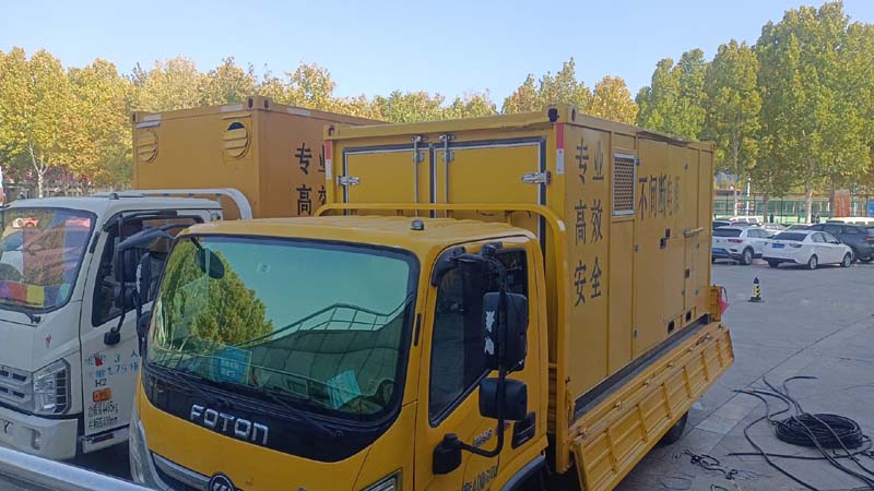 泰兴柴油发电机组和UPS电源如何配合工作？