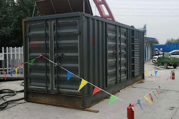 泰兴发电机租赁空气滤清器多久更换一次？