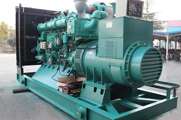 泰兴工厂发电机应急发电中如何优化燃油储备管理？